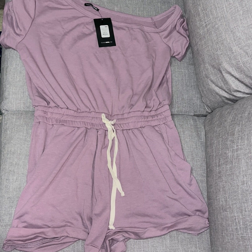 Off shoulder romper